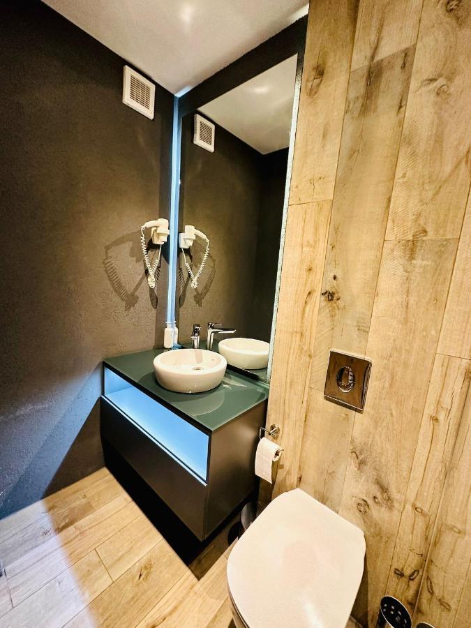 Kharisma Apartment-Free Parking-Ultracentral Cluj-Napoca Exterior foto